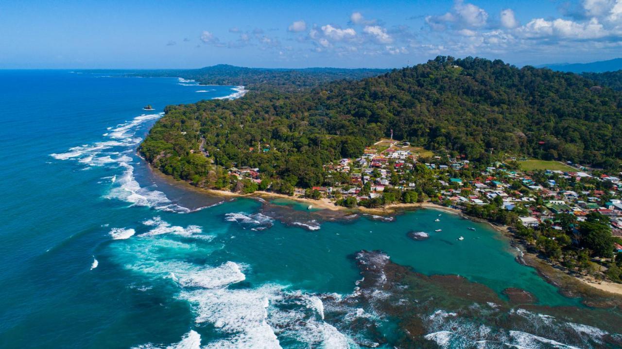Gigi Brown Villa Frida Beachfront Puerto Viejo de Talamanca Exterior foto